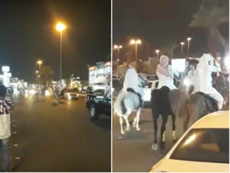 اضغط لمشاهدة الفيديو: زفة خيول لعروسين في السعودية